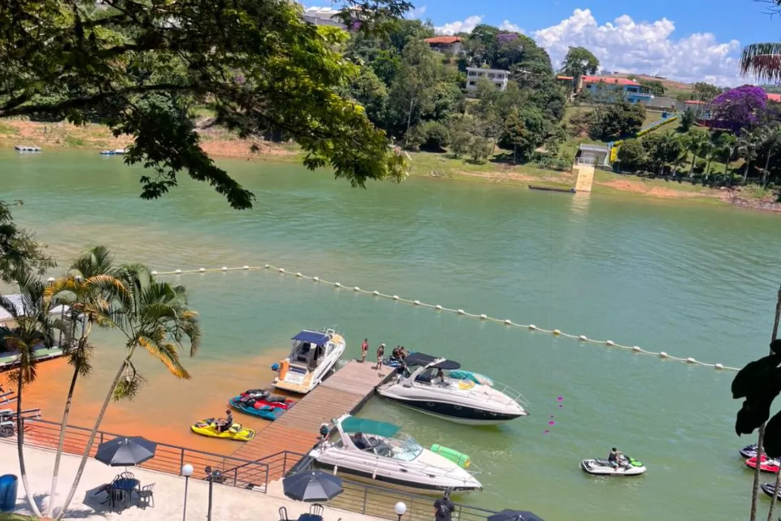 Área operacional da marina