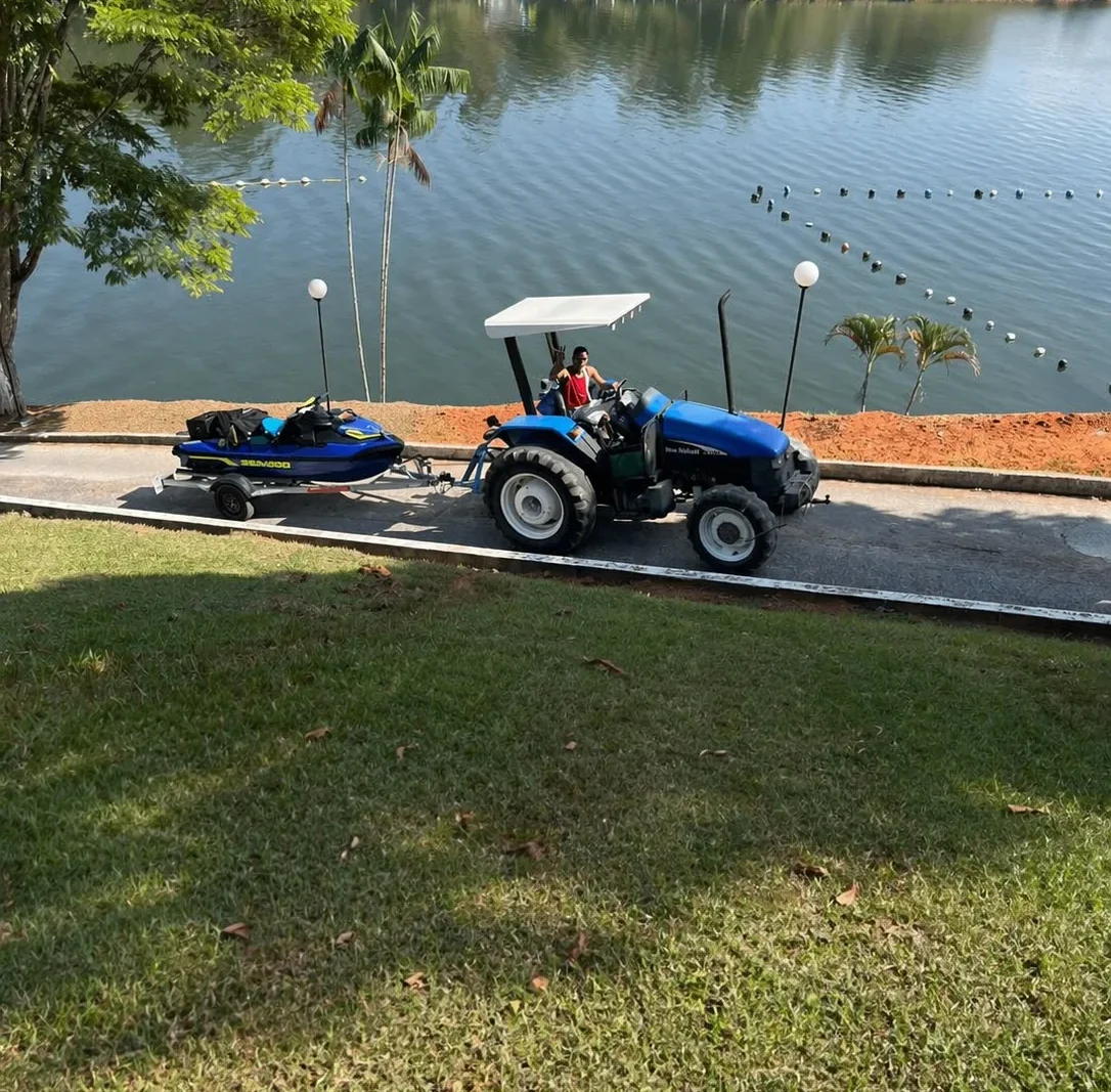 Marina Villa Shalom com embarcações